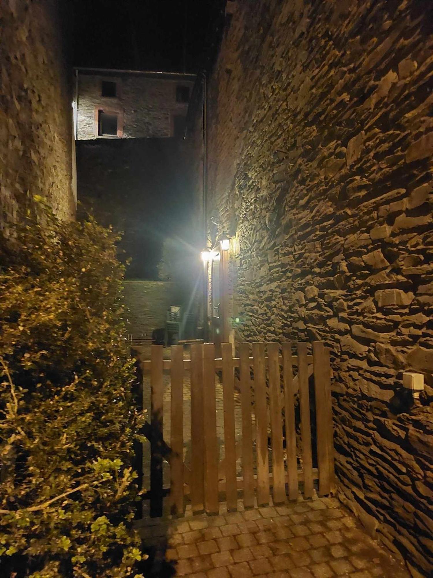Le Vieux La Roche Acomodação com café da manhã Exterior foto